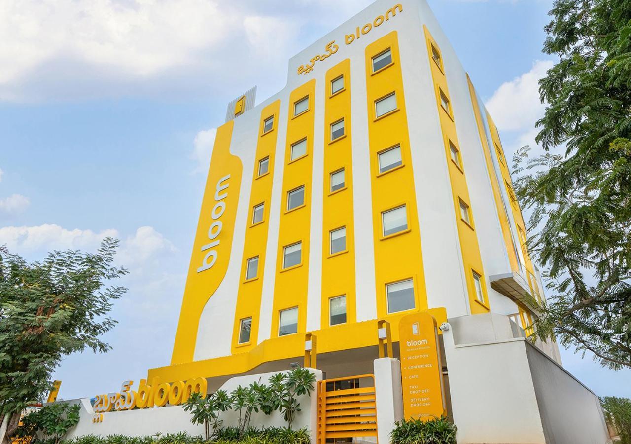 Bloom Hotel Financial District حيدر أباد المظهر الخارجي الصورة